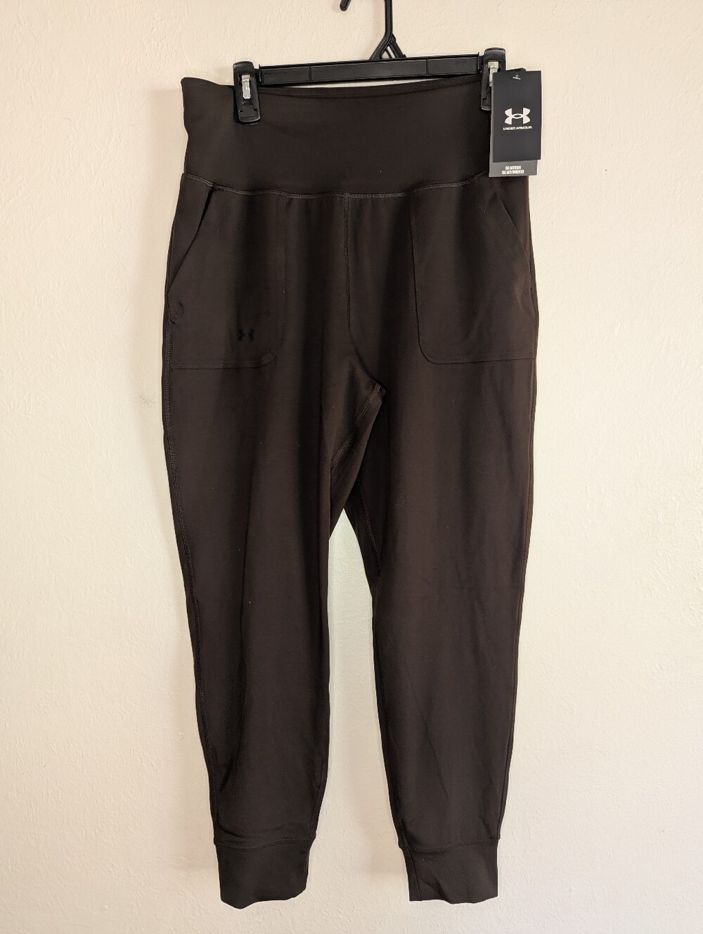 NWT Under Armour Motion Joggers Women's Size L